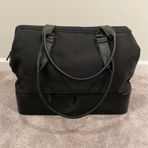 BEIS Weekender Bag in Black